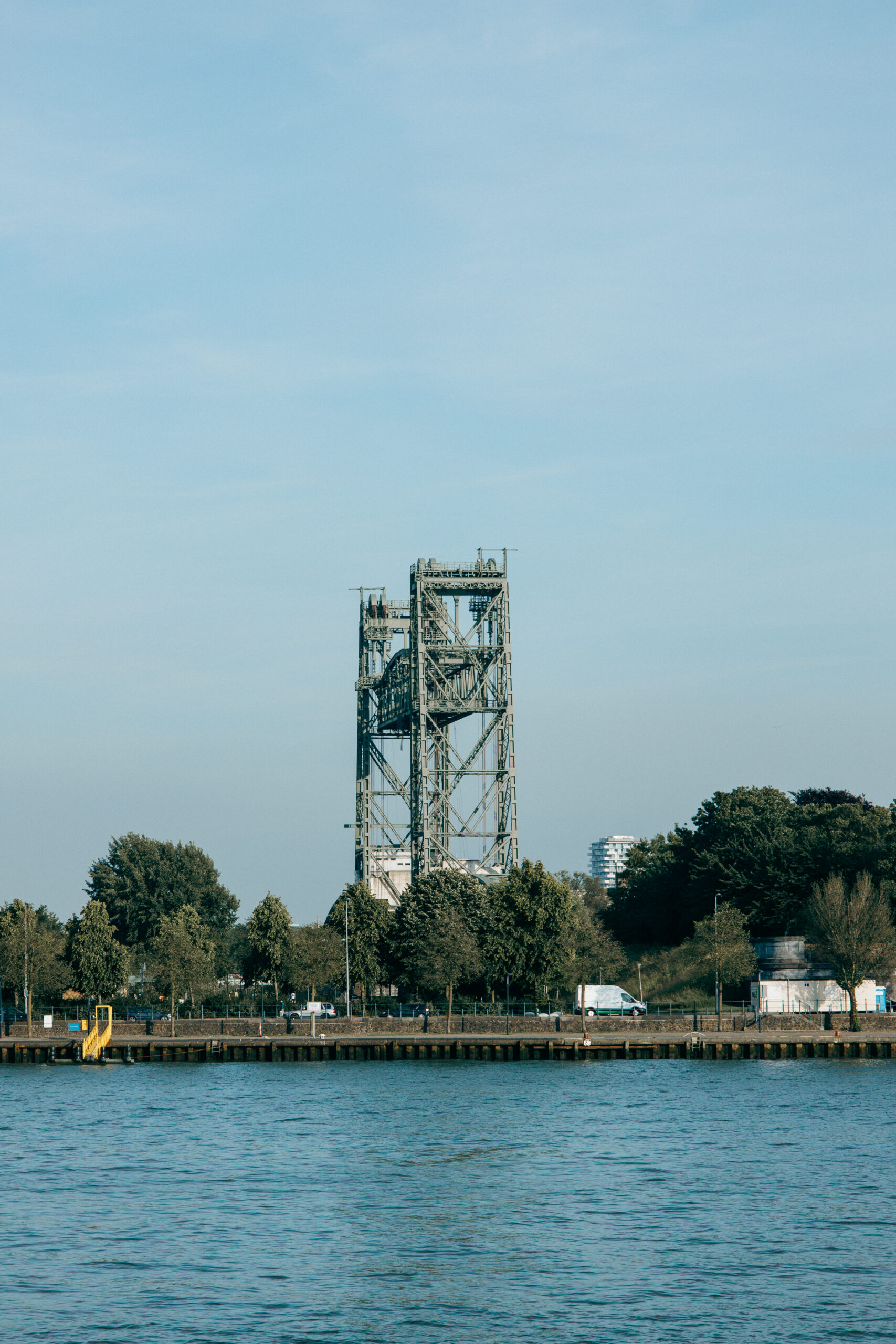 De Hef Brücke in Rotterdam am Koningshaven